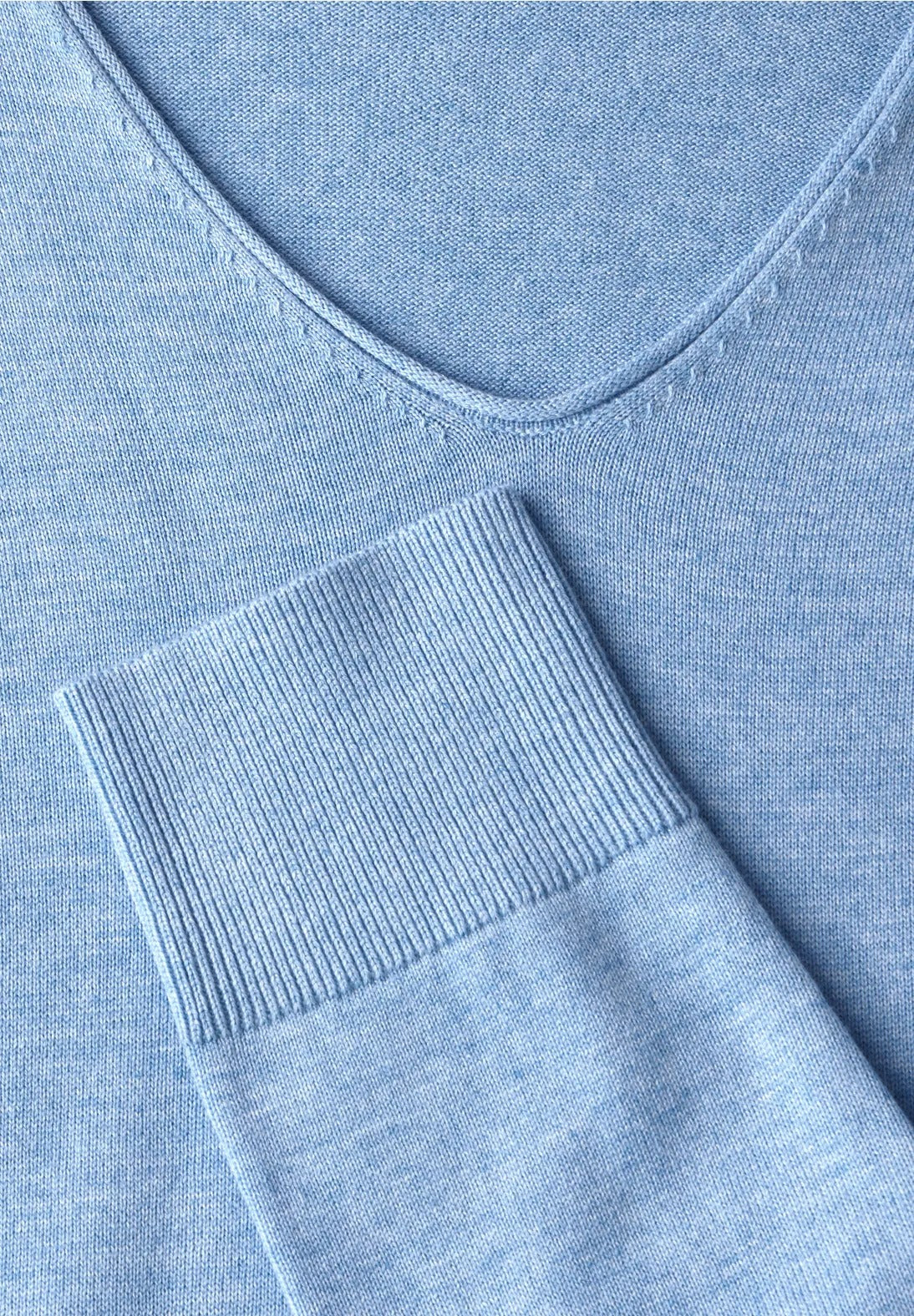 V-ringad finstickad tröja bomull/viskos Light blue melange