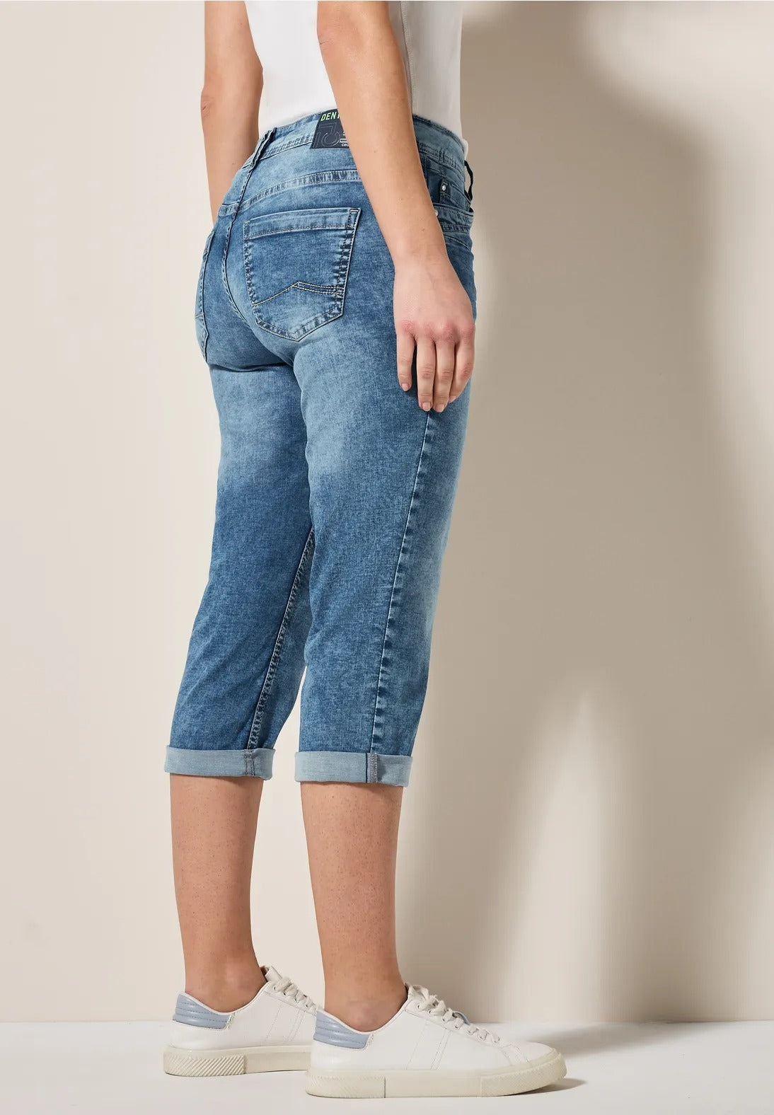 Scarlett Jeans , light blue 22 längd