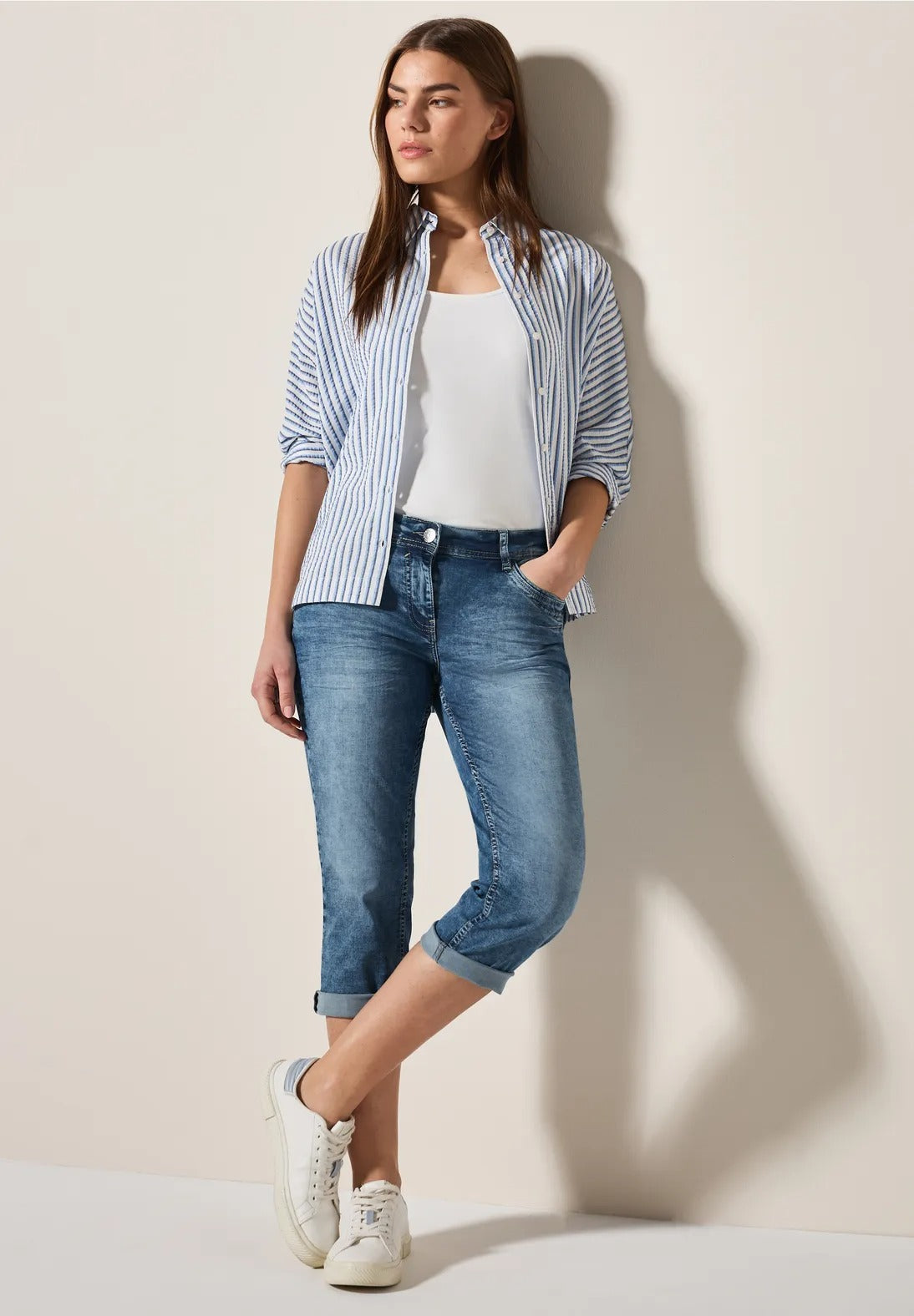 Scarlett Jeans , light blue 22 längd