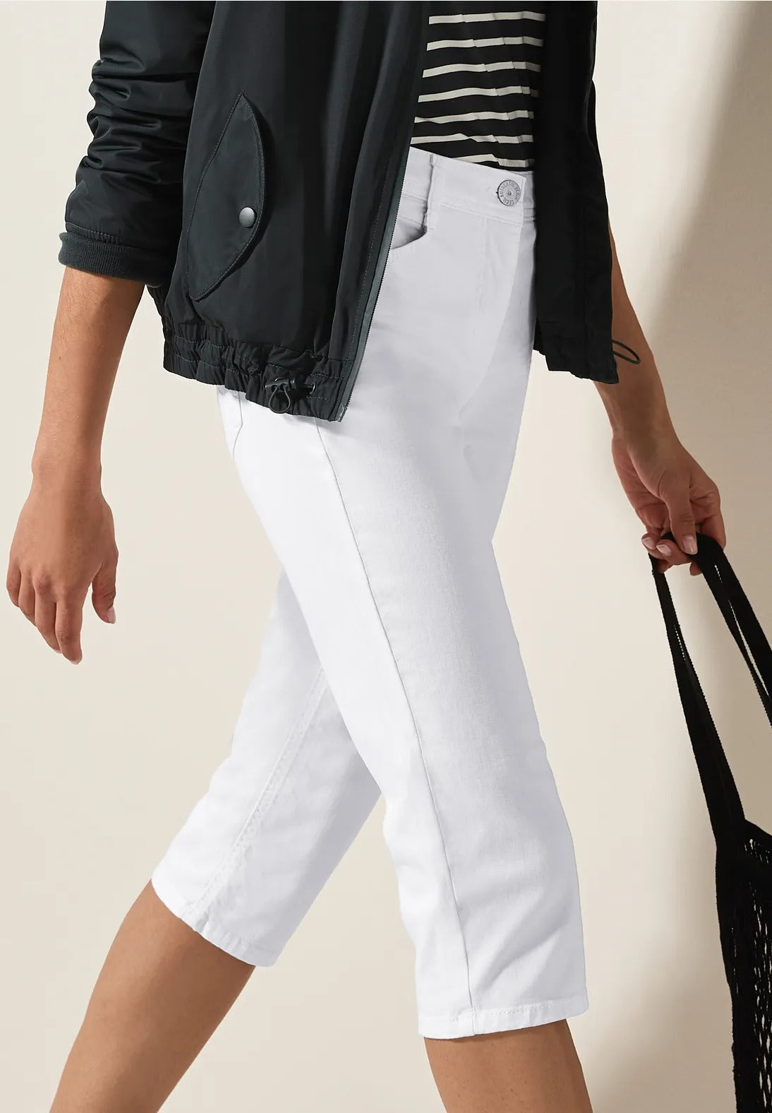 Vita Capri Jeans modell Toronto, hög midja