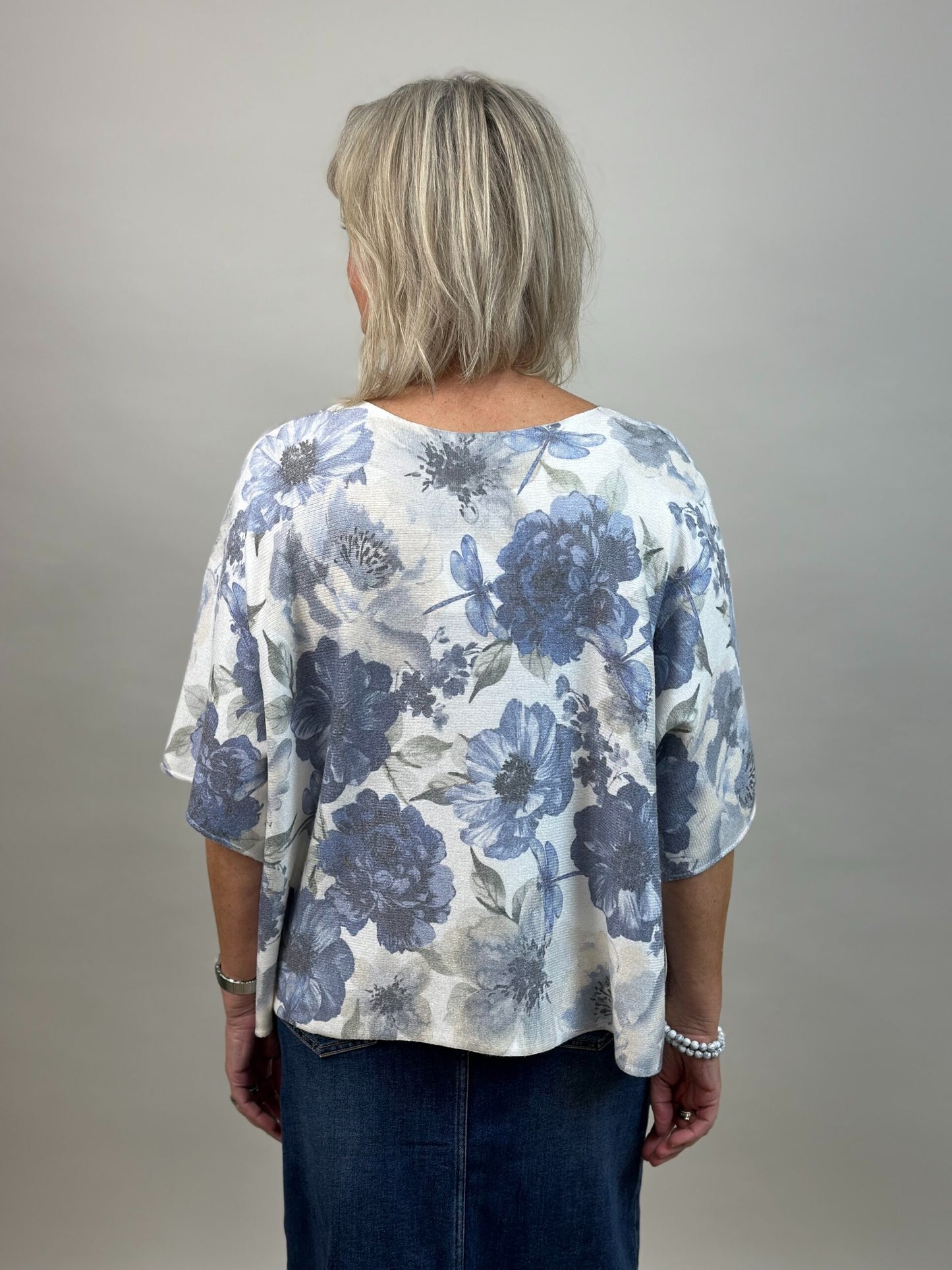 Ponchotröja med blommönster i viskosmix, blå