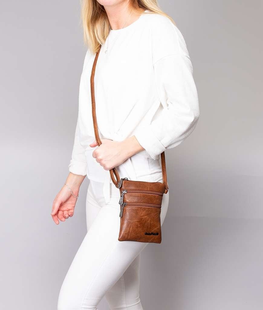 Giulia Pieralli Classic Phonebag Cognac