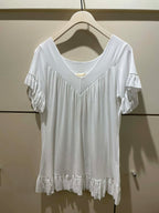 Trikåtopp med volang, vit- Caramell