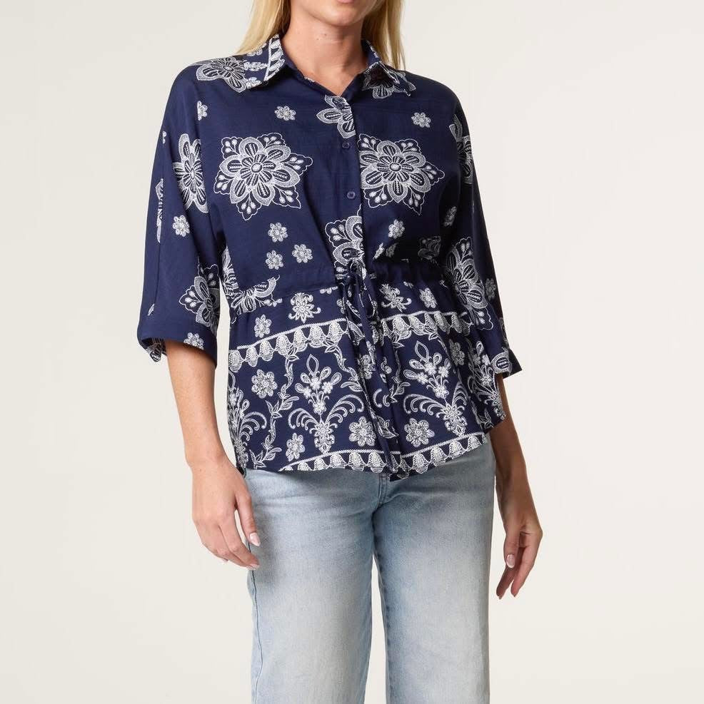 Mönstrad blus från Chica London , Marin