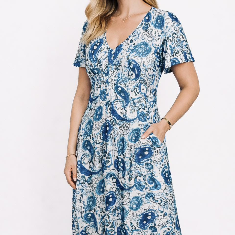 Paisleymönstrad klänning från Chica London