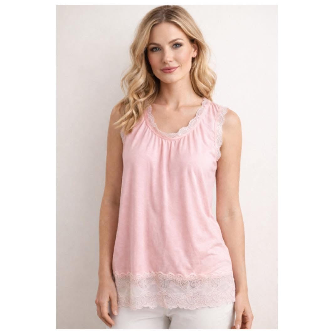 Spetslinne från Chica London, rosa