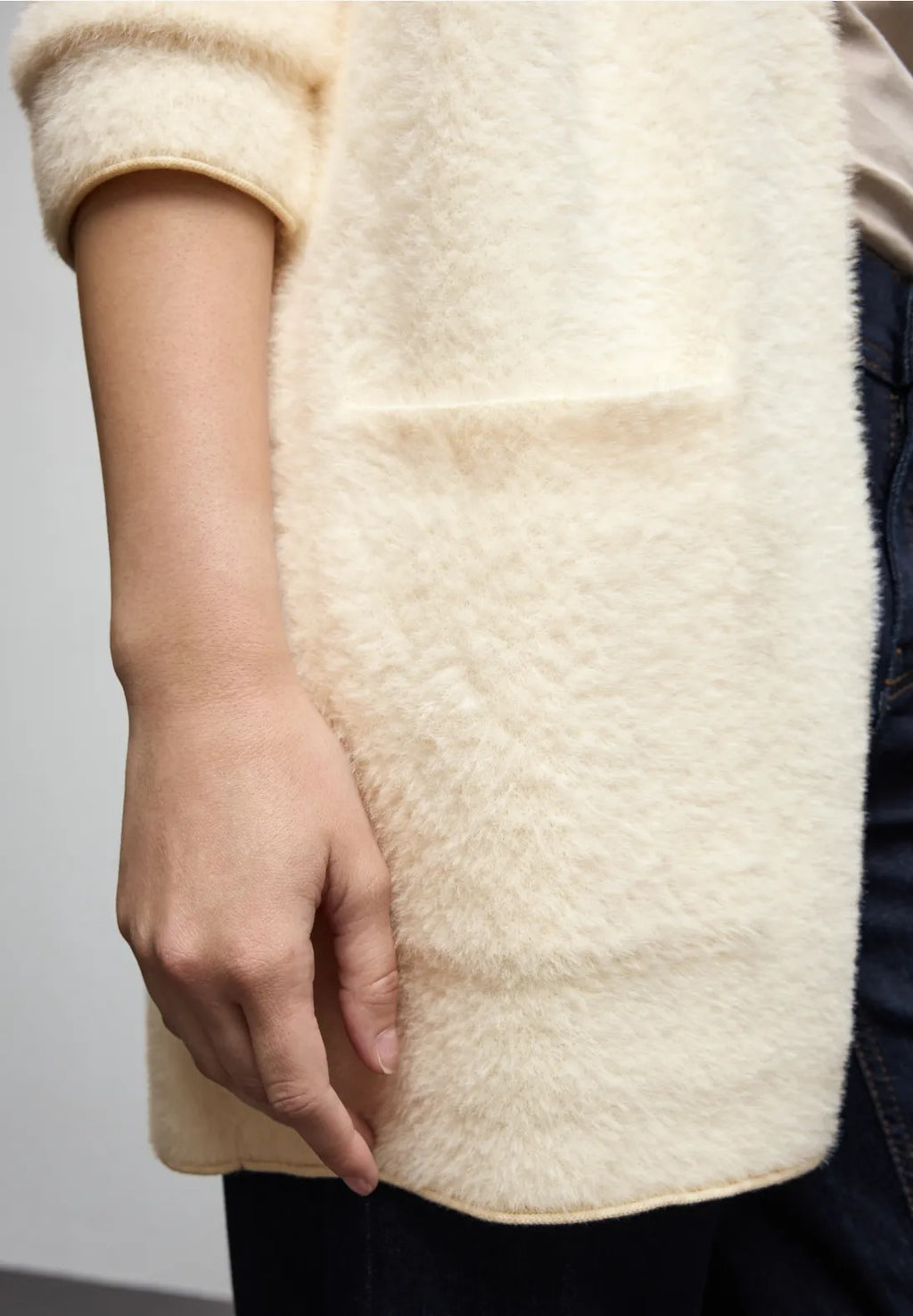 Fjädergarn kofta från Street One, cremevit