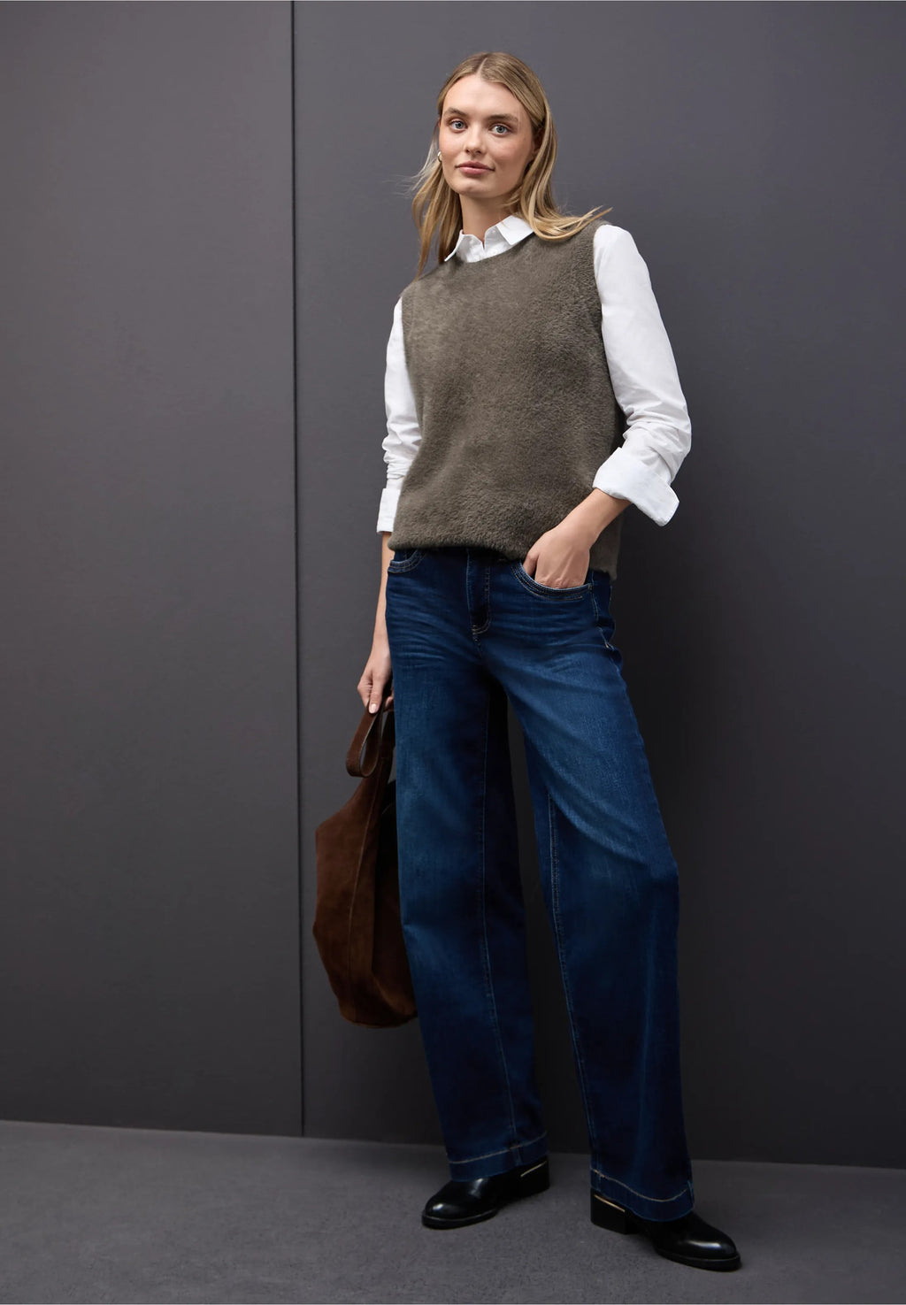 Fjädergarn väst från Street One, brun