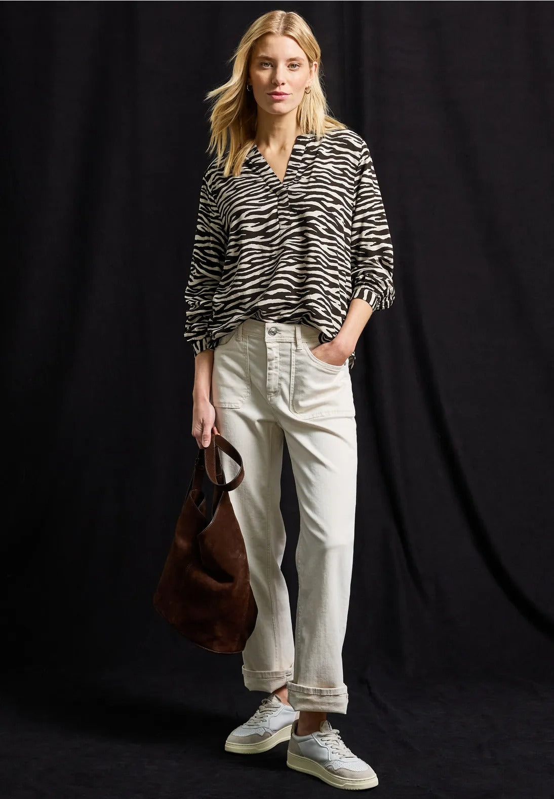 Zebramönstrad viskosblus från Street One