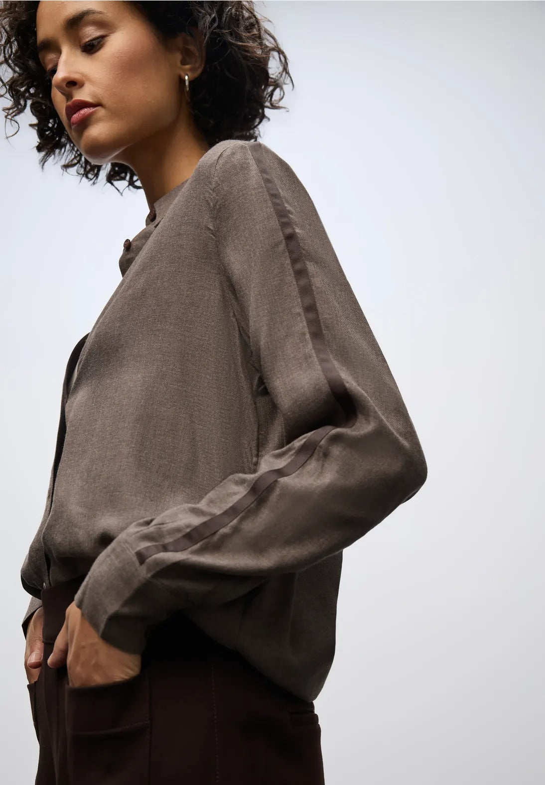 Enfärgad viskosblus från Street One , taupe melange