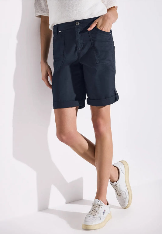 Bermuda shorts med uppvik, modell Yulius, deep blue