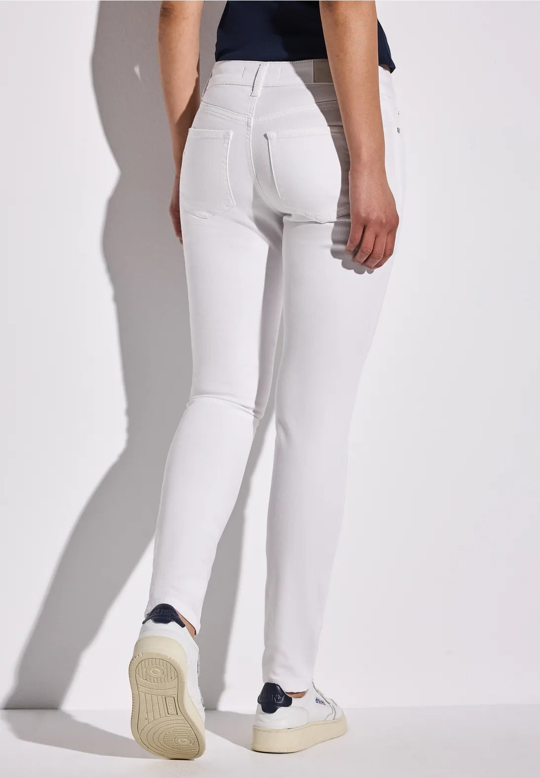 Jeans modell York, medelhög midja, 30 längd