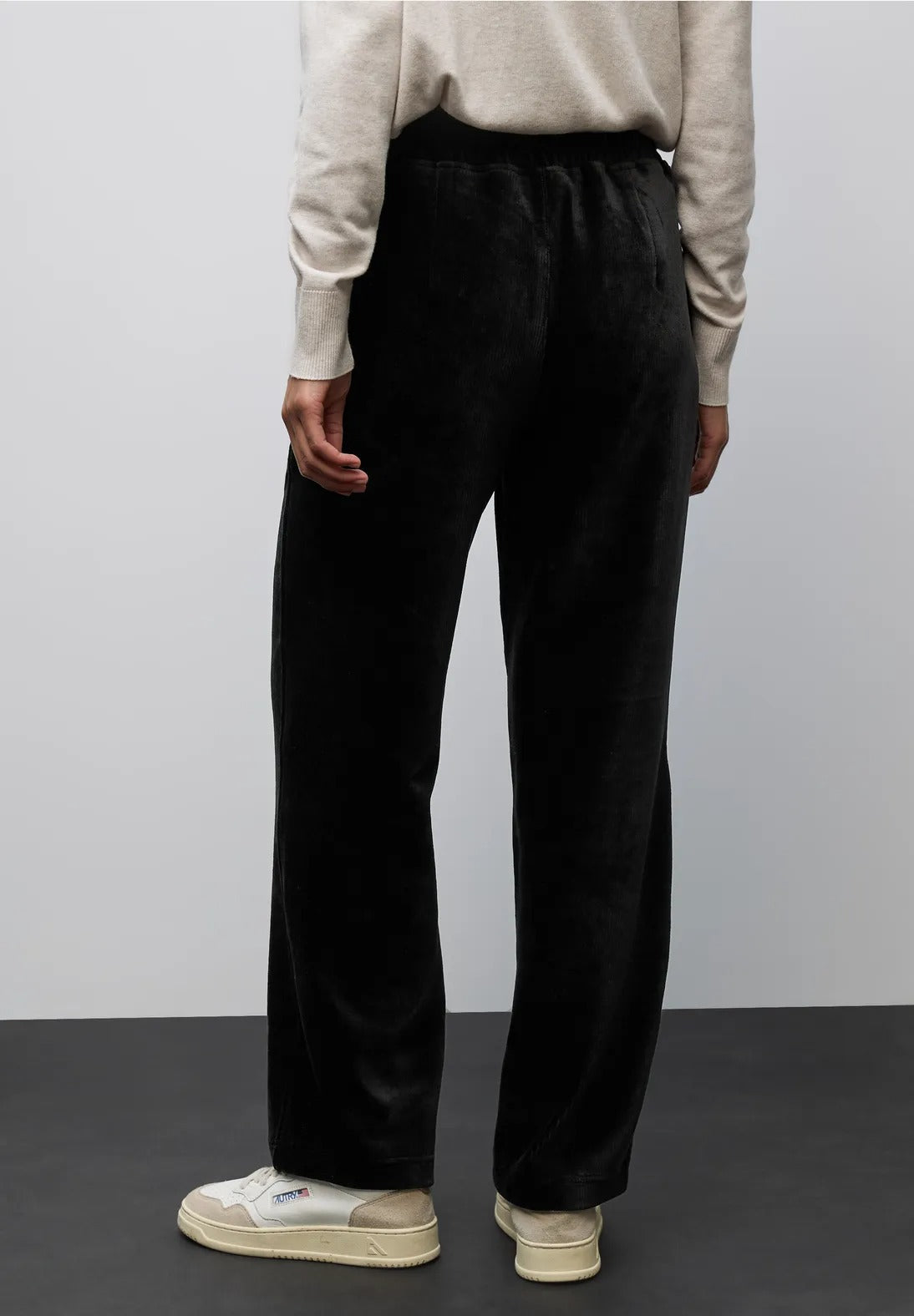 Manchesterbyxa från Street One, ledig, rak passform med hög midja