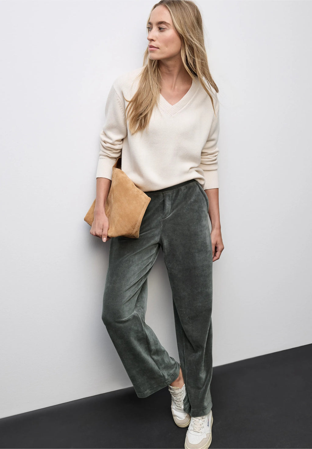 Manchesterbyxa från Street One, ledig, rak passform med hög midja , grön