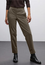 Dressad byxa i mjuk kvalité, modell Bony, loose fit, slim leg, mid waist