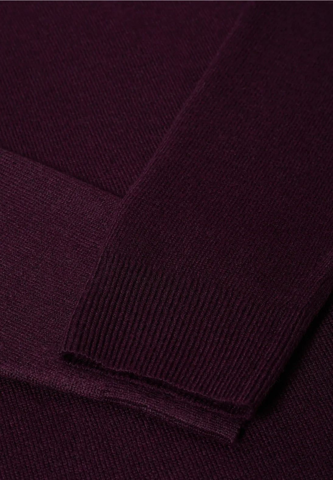 Stickad poloklänning