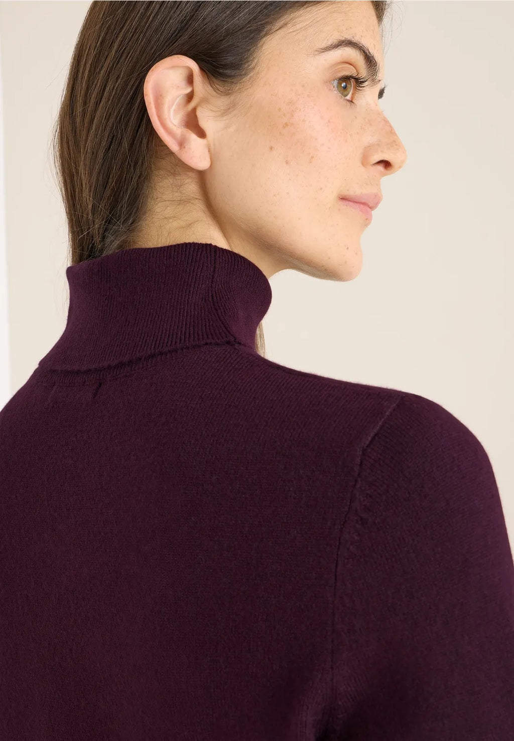 Stickad poloklänning