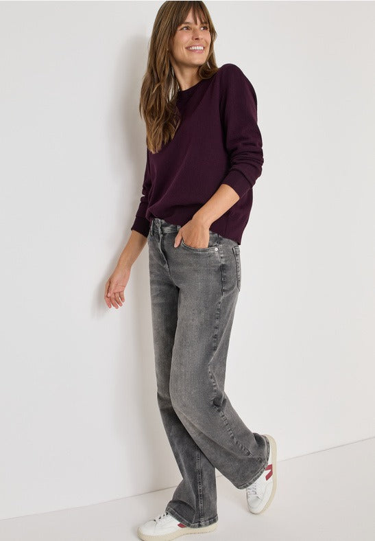 Mjuk tröja med rund hals, vinröd