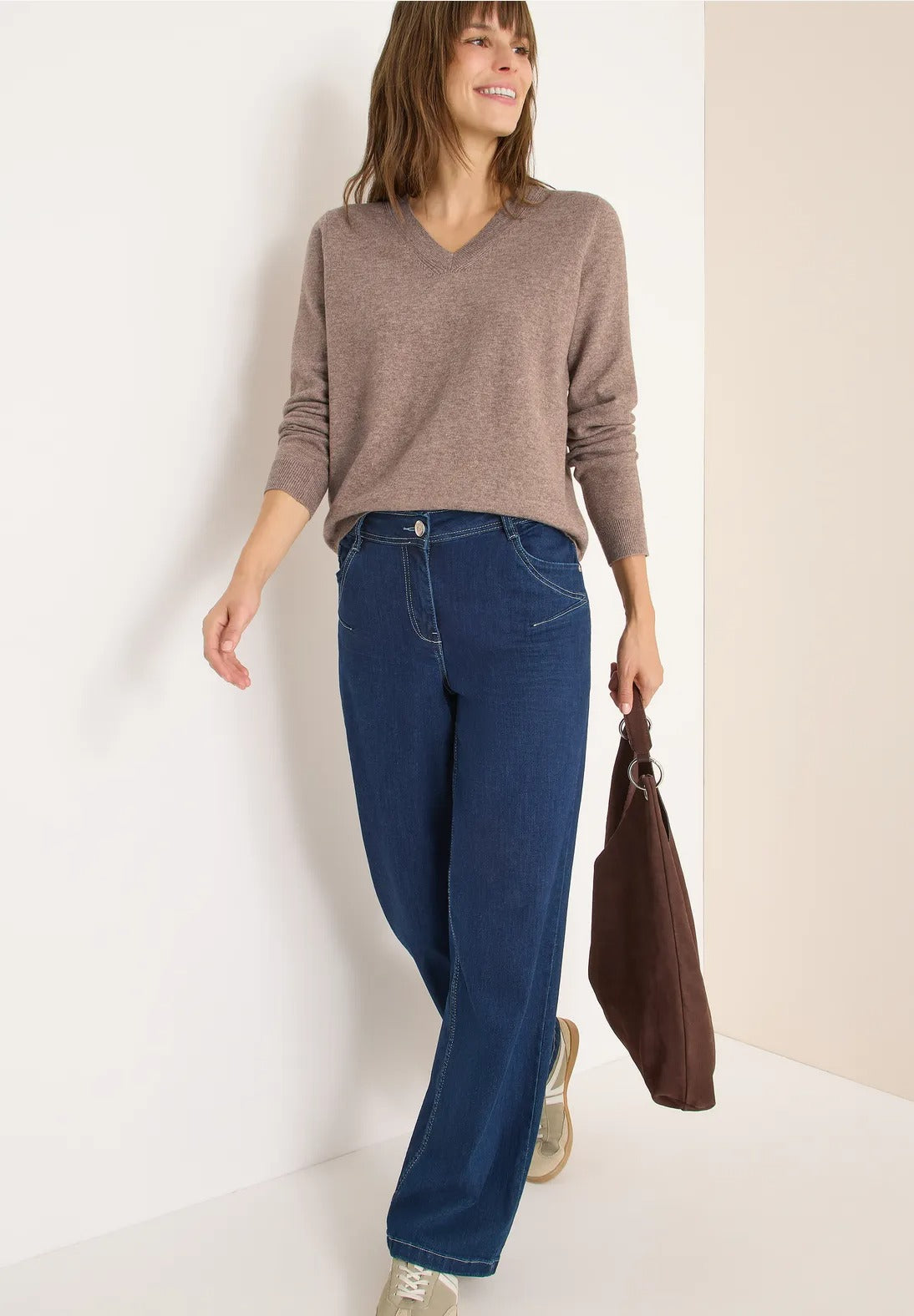 Mysig tröja med V-ringning