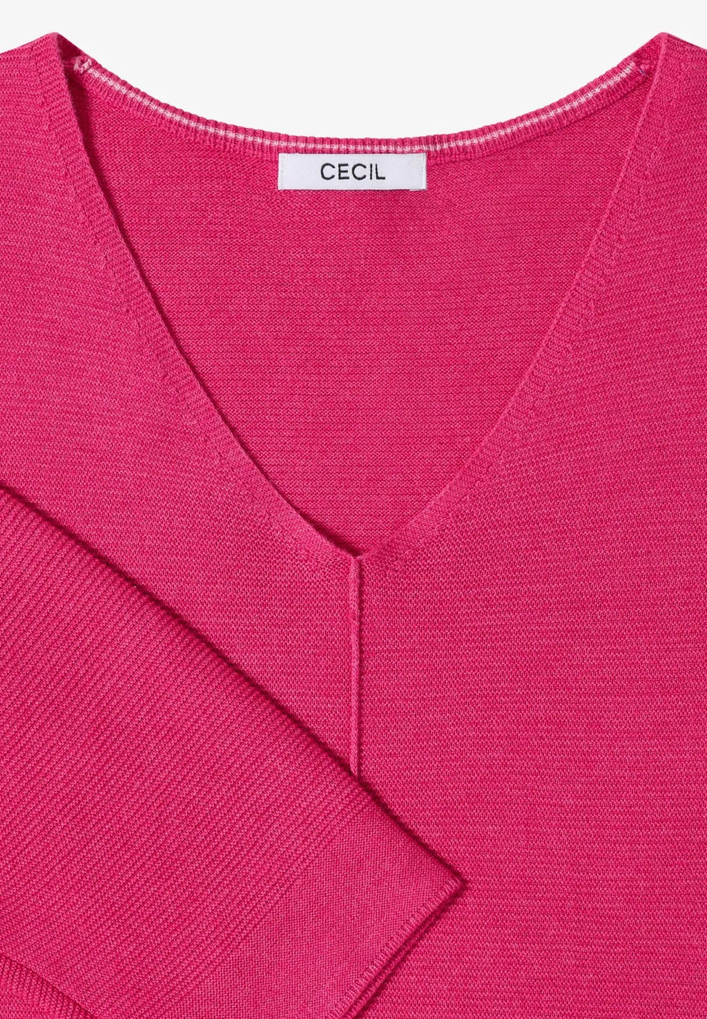 V-ringad tunnstickad tröja med 3/4 ärm från Cecil, cerise rosa