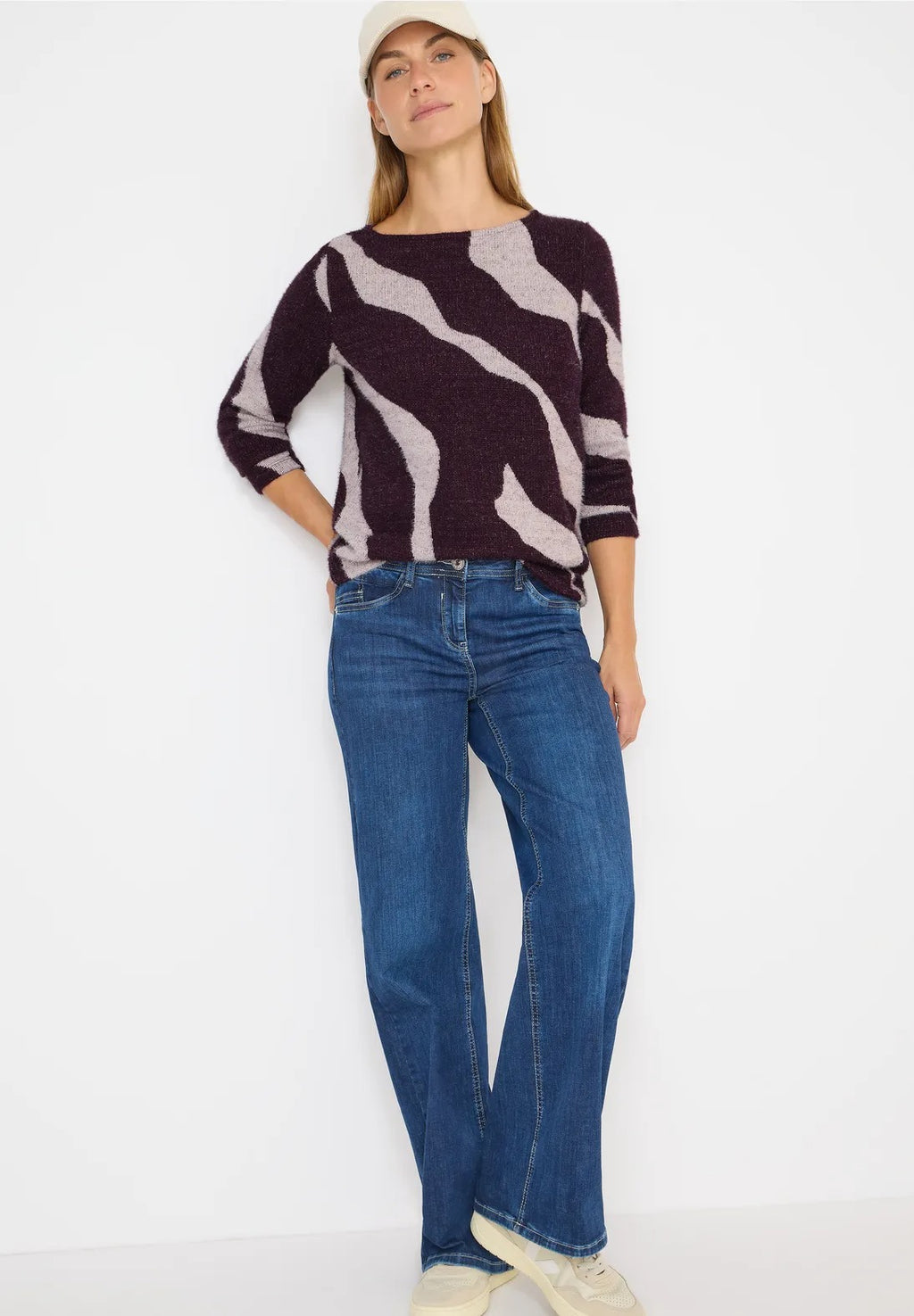 Supermjuk mönstrad fjädergarntröja