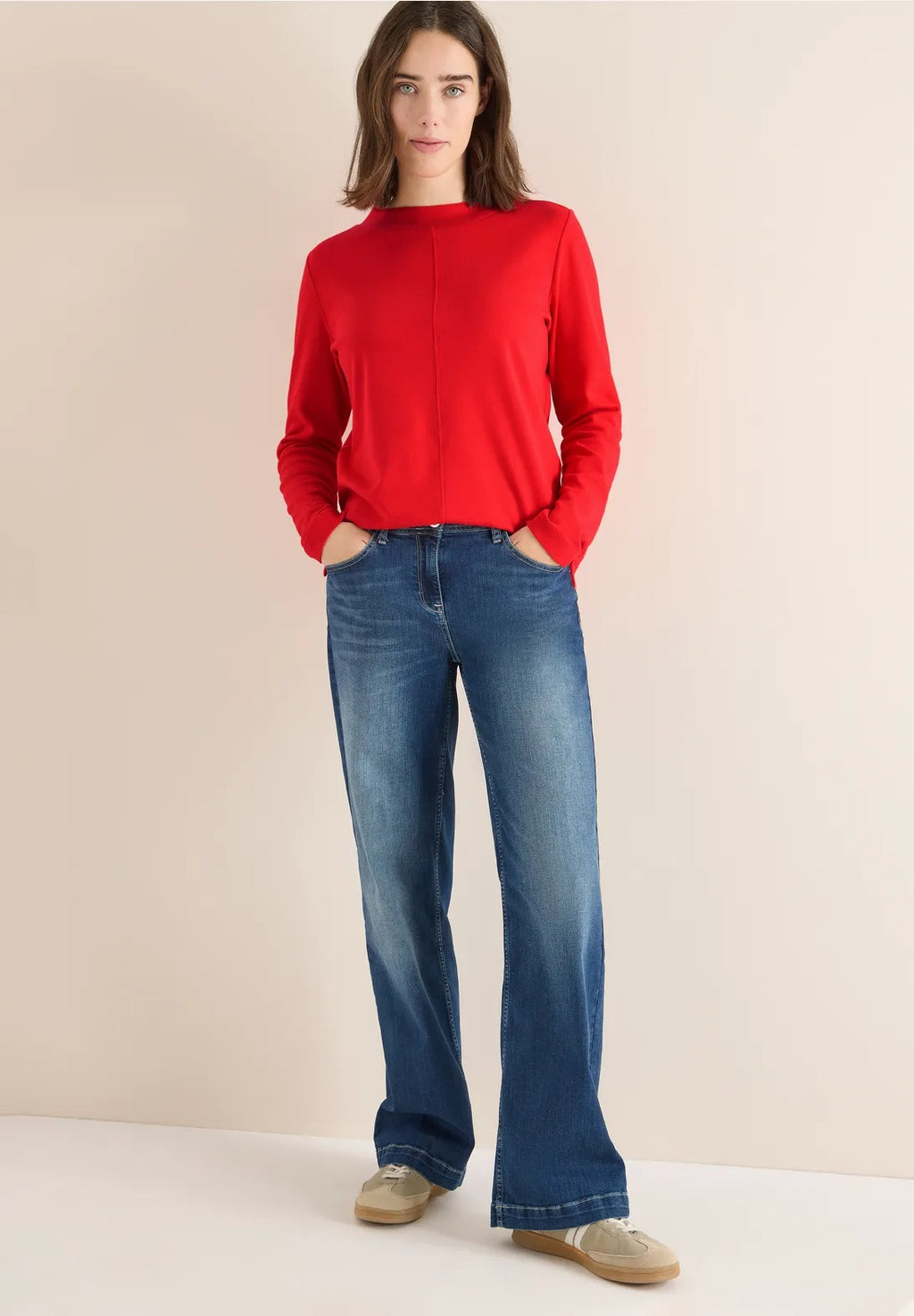 Enfärgad tröja med trattkrage, pumpa röd