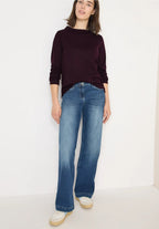 Enfärgad tröja med trattkrage, vinröd