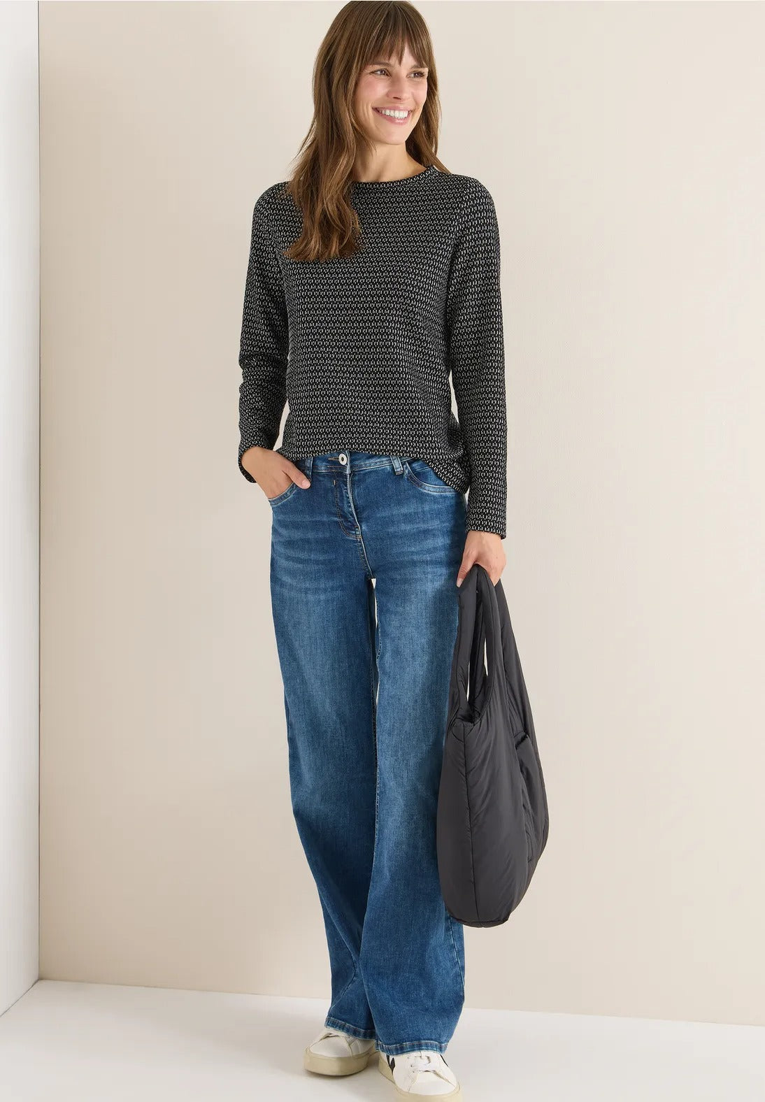 Tvåfärgad strukturerad tröja