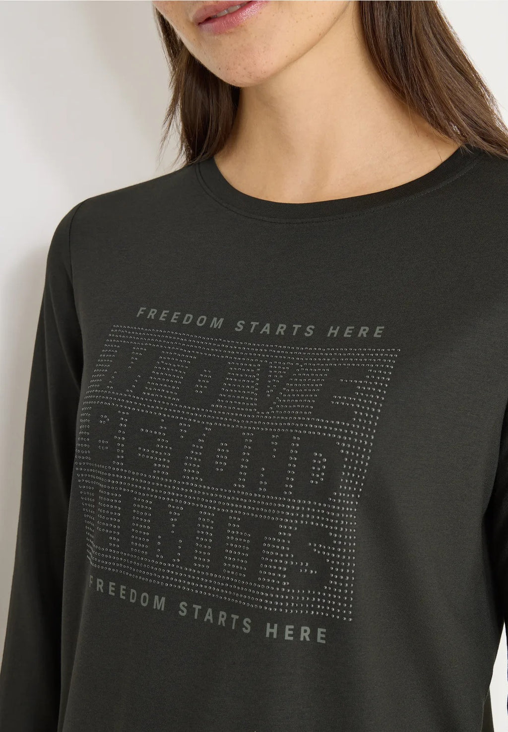 Tröja med strass, beige och khaki från Cecil