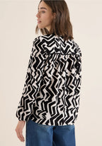 Mönstrad blus i viskos från Cecil