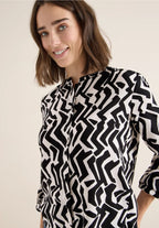 Mönstrad blus i viskos från Cecil