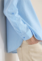 Randig blus med bäckebölja från Cecil