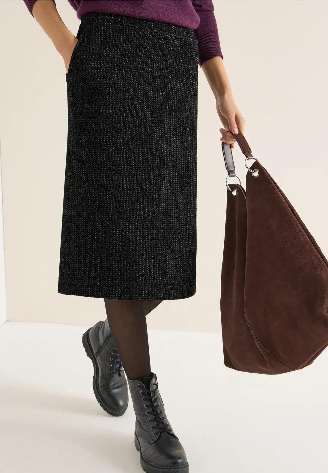 Midikjol i satin från Cecil