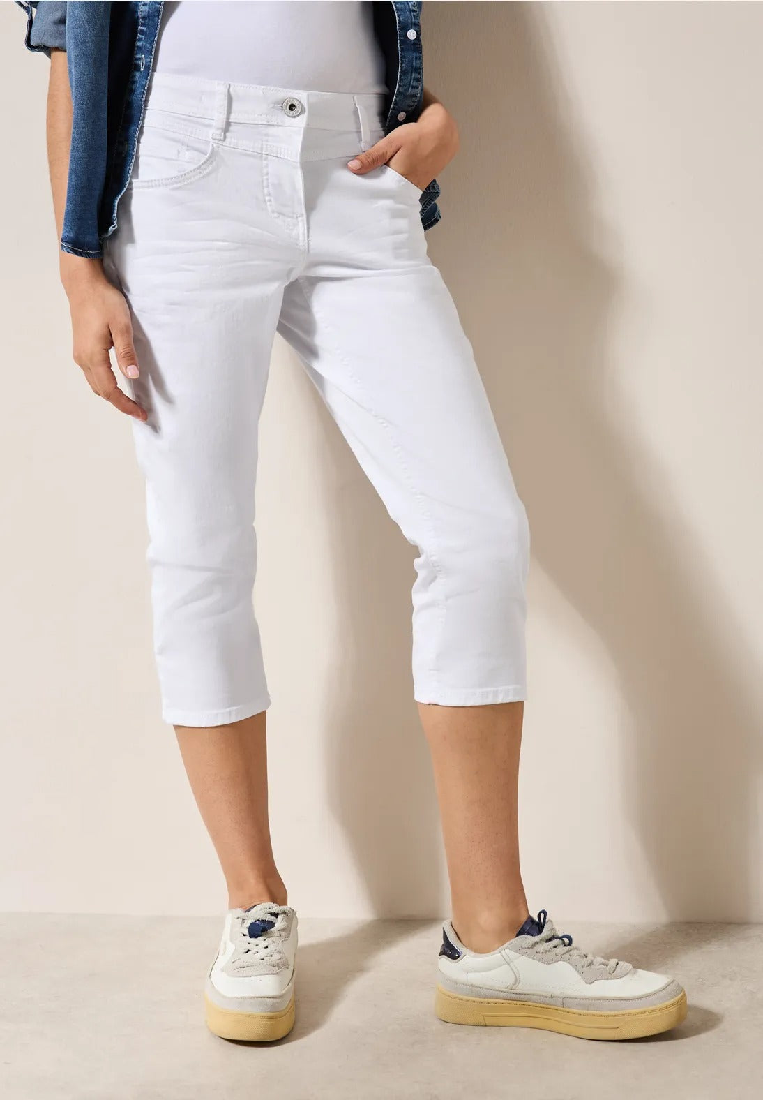 Scarlett Jeans , white  22 längd