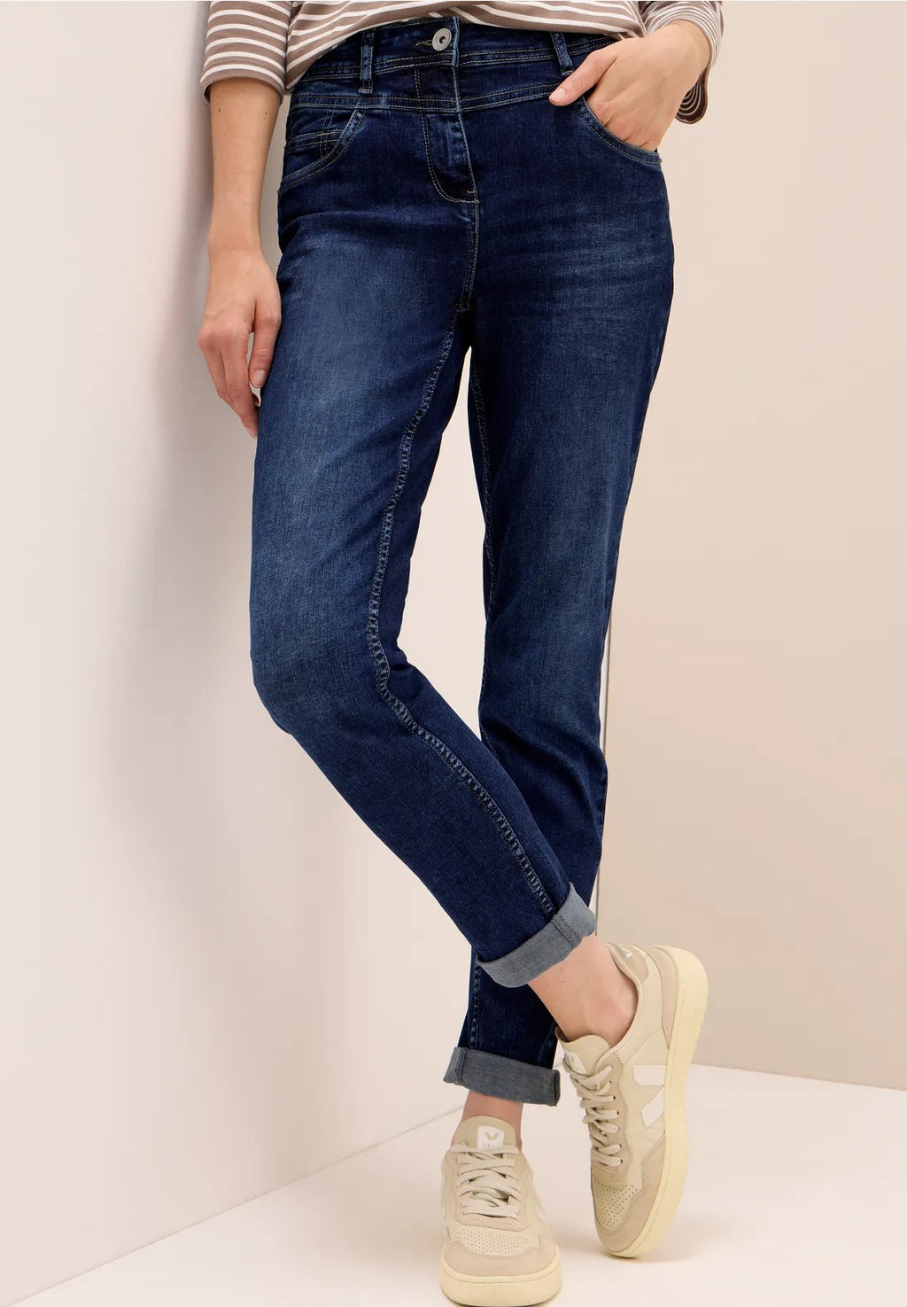 Slim-fit Jeans, modell Toronto hög midja, mellanblå