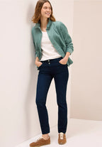 Jeans med avslappnad passform, modell Scarlett Blueblack, medelhög midja