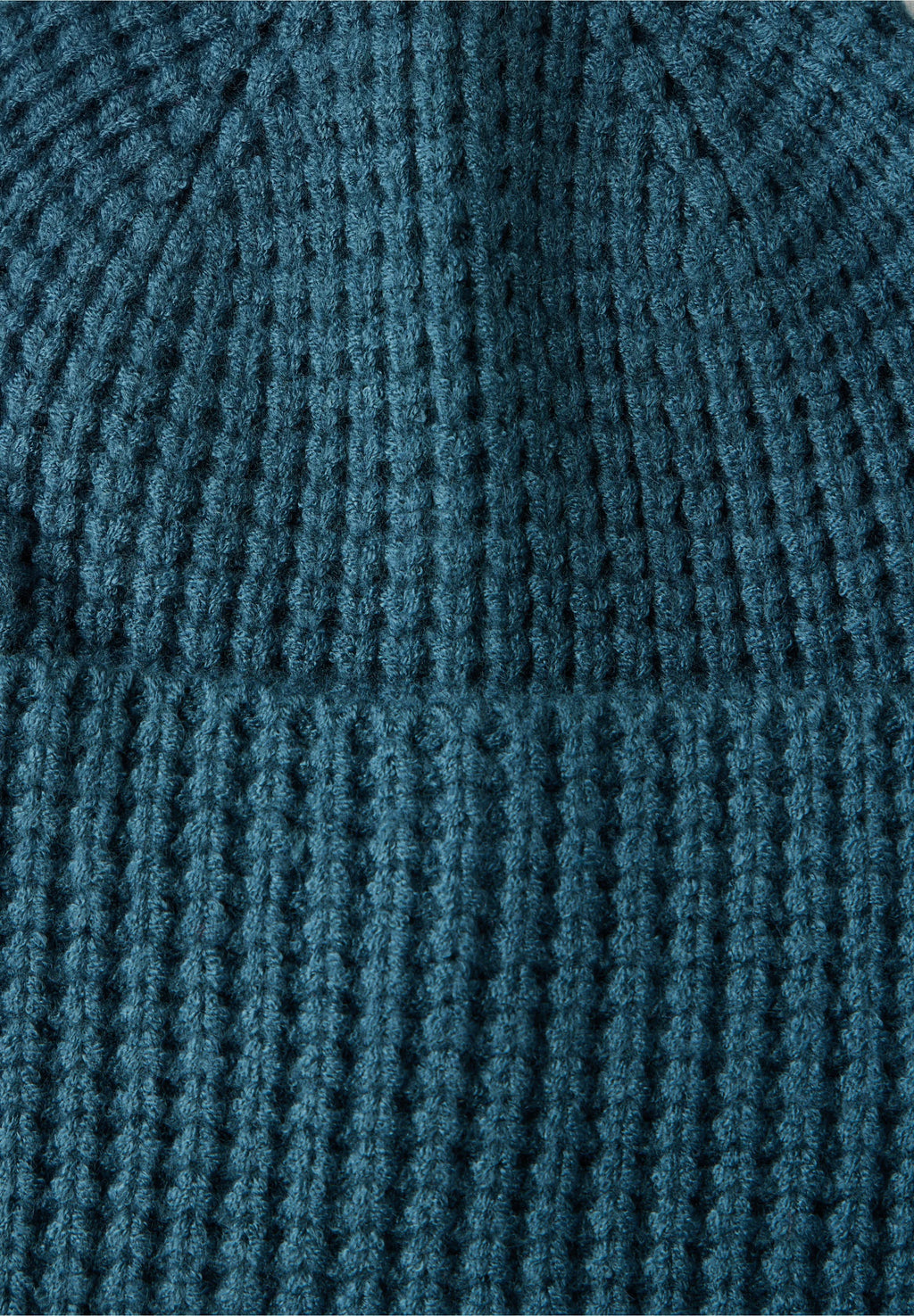 Stickad mössa med struktur, 2 färger