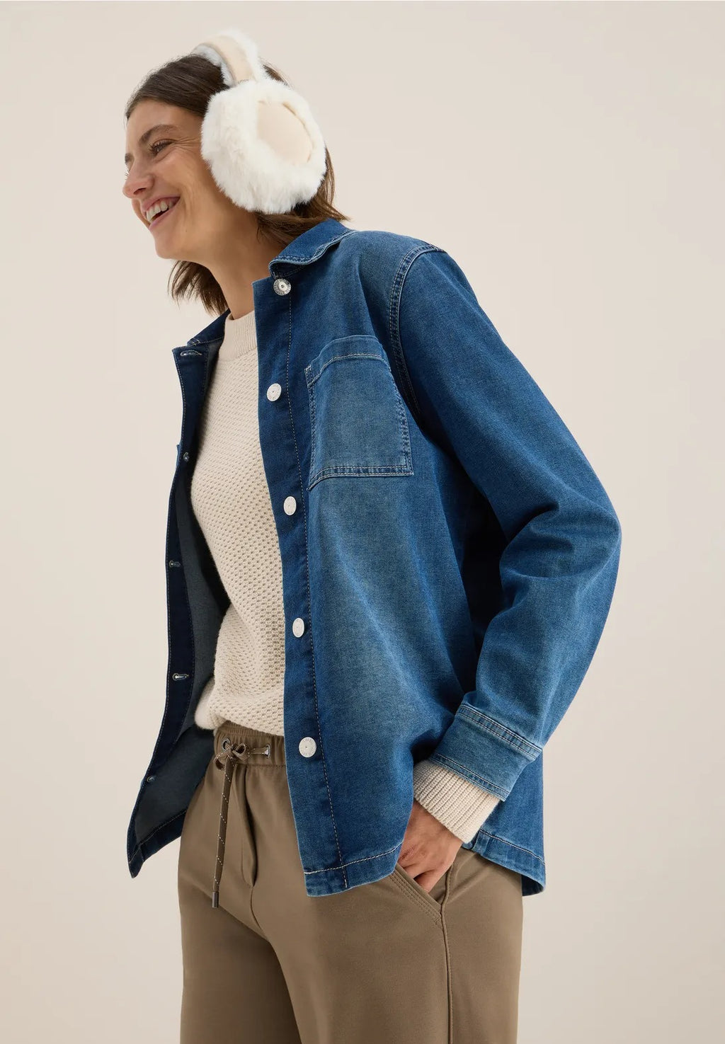 Öronvärmare i fuskpäls