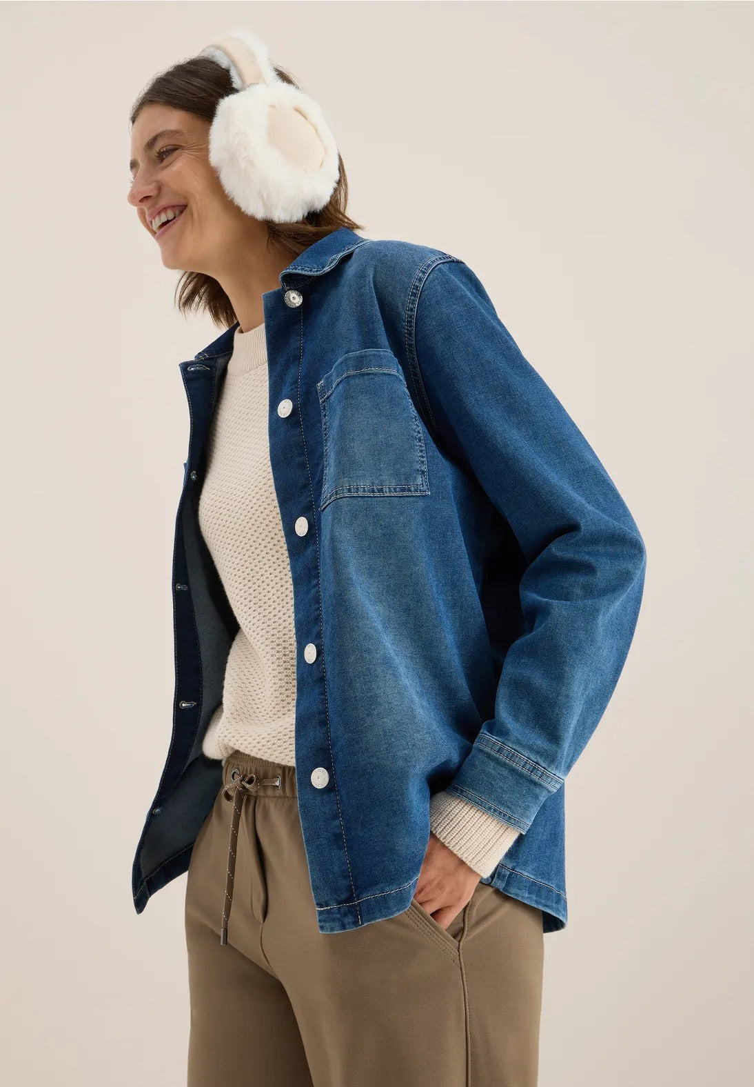 Öronvärmare i fuskpäls