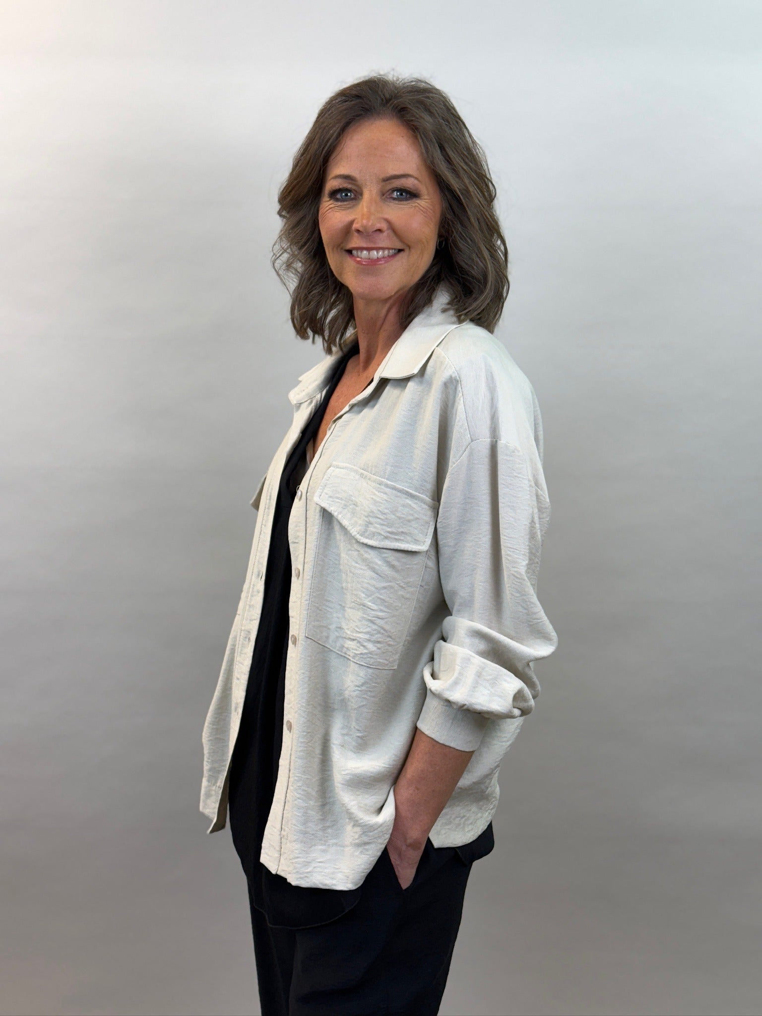 Blus/jacka Hedwig från Mixbyheart, beige