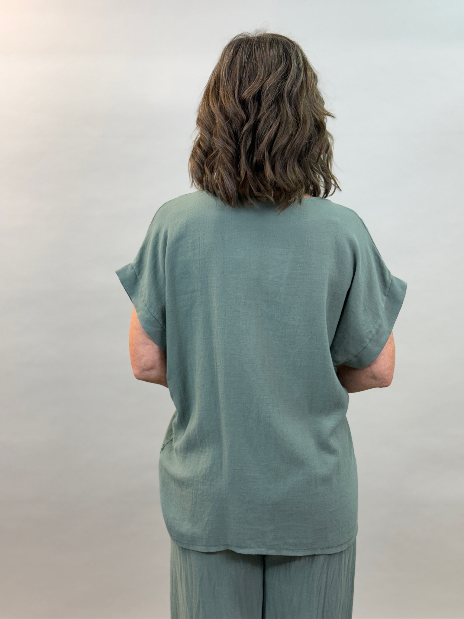 Viskos/linneblus med brodyr från Mixbyheart ,army