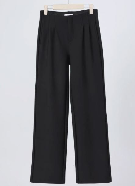 Kostymbyxor med fint fall - Caramelle