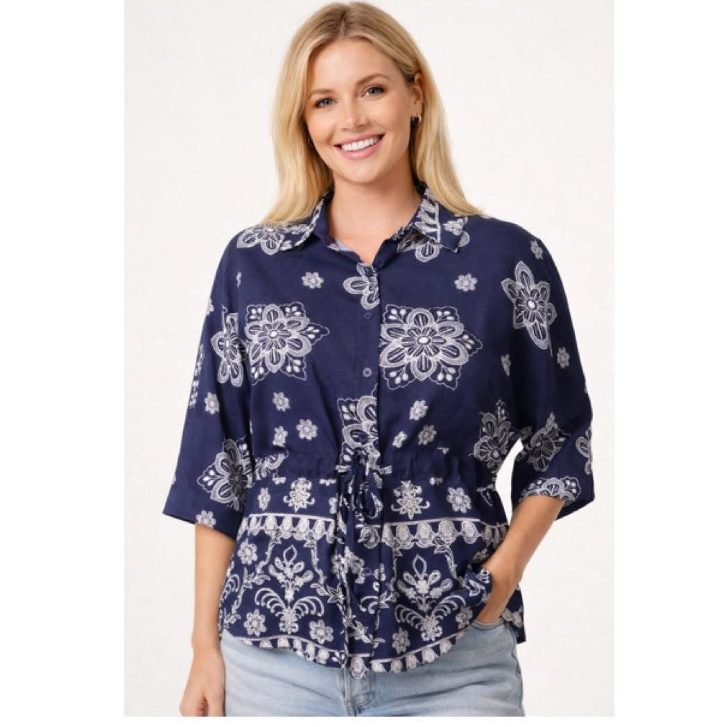 Mönstrad blus från Chica London , Marin