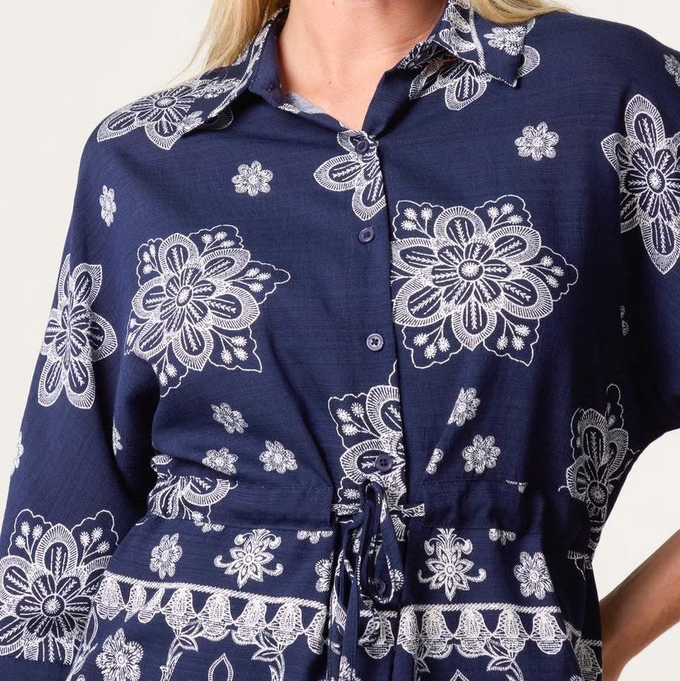 Mönstrad blus från Chica London , Marin