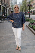 Blus med fjärilsärm från Mixbyheart , blå