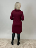 Stickad klänning med polokrage från Mixbyheart