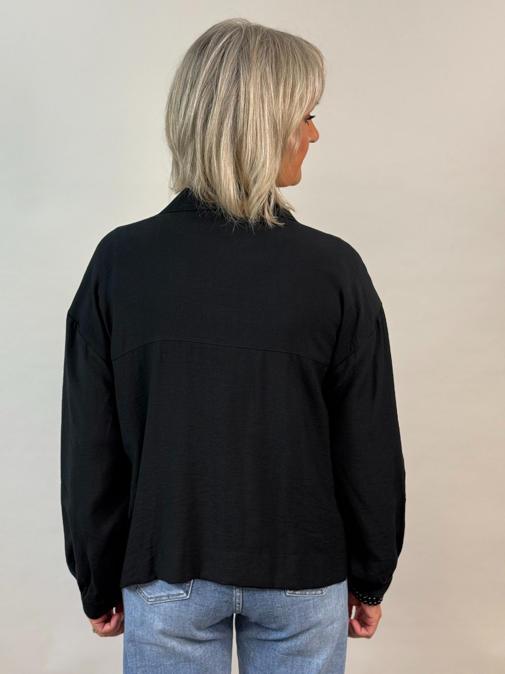 Blus/jacka Hedwig från Mixbyheart, svart