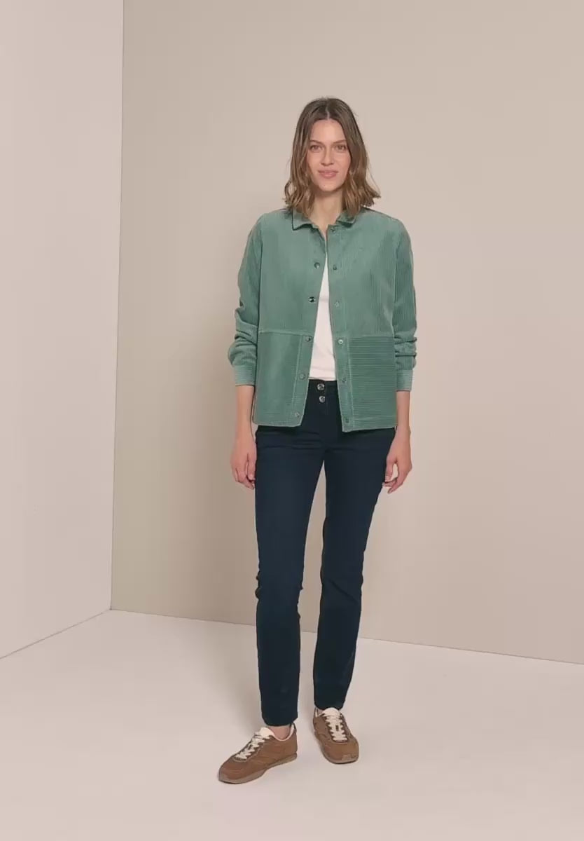 Jeans med avslappnad passform, modell Scarlett Blueblack, medelhög midja