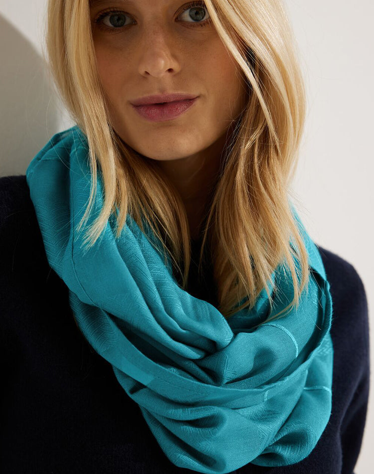 Enfärgad  scarf