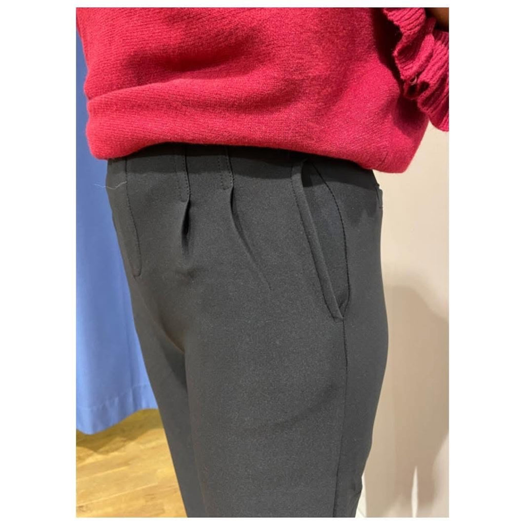 Kostymbyxor med fint fall - Caramelle